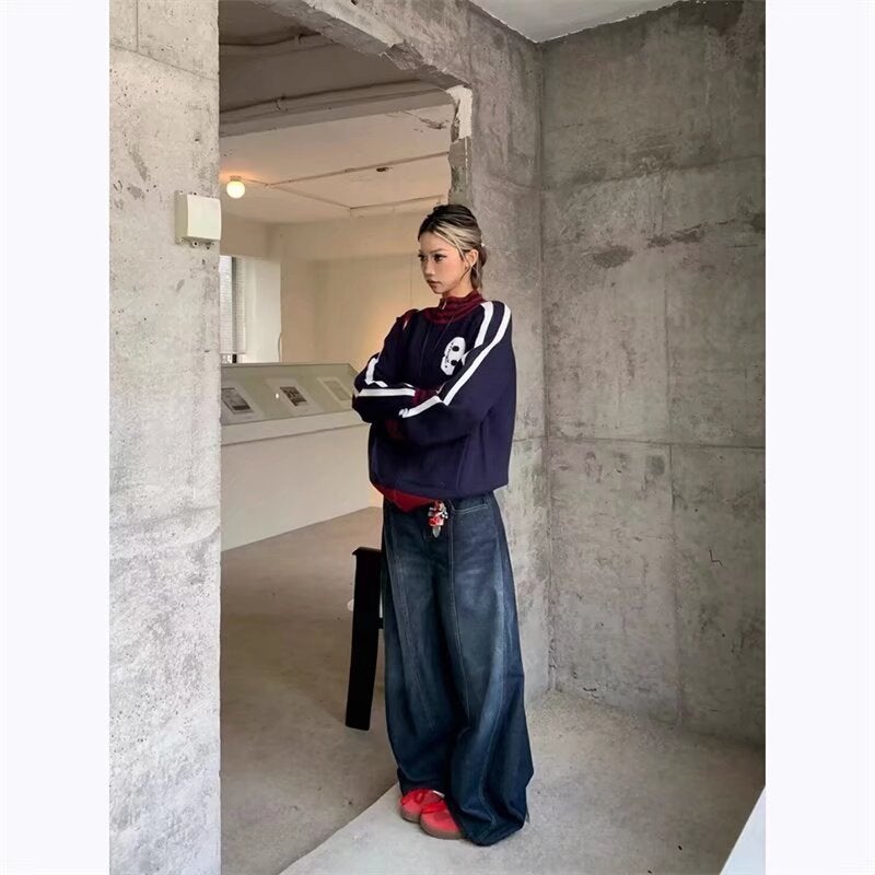 American Retro Dark Blue Letter Print Jeans For Men And Women, Trendy Simple Scimitar Wide-Leg Floor-Length Pants - Image 5